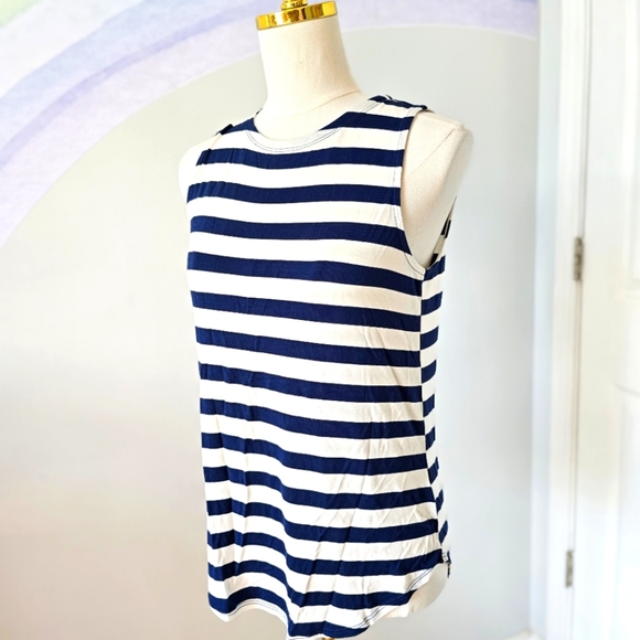 Cupio Tops - Cupio | Medium | Blue & White Striped Sleeveless Tank